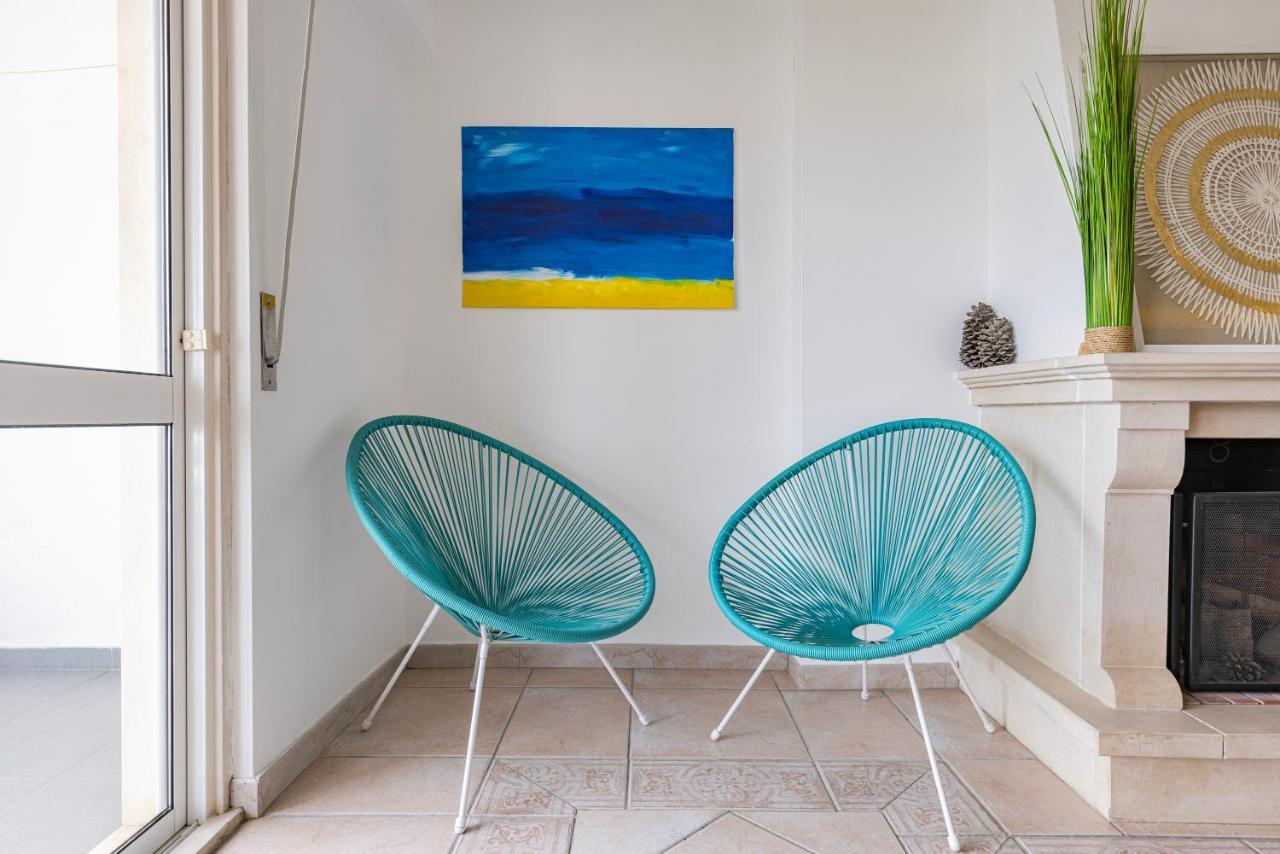 Sunny 2 Bdr Apartment By Lovelystay Charneca  Luaran gambar